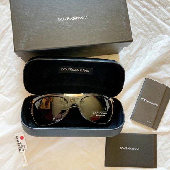 Dolce & Gabbana DG6022 gold top bar hardware unisex wayfarer wrap fit sunglasses main image 5